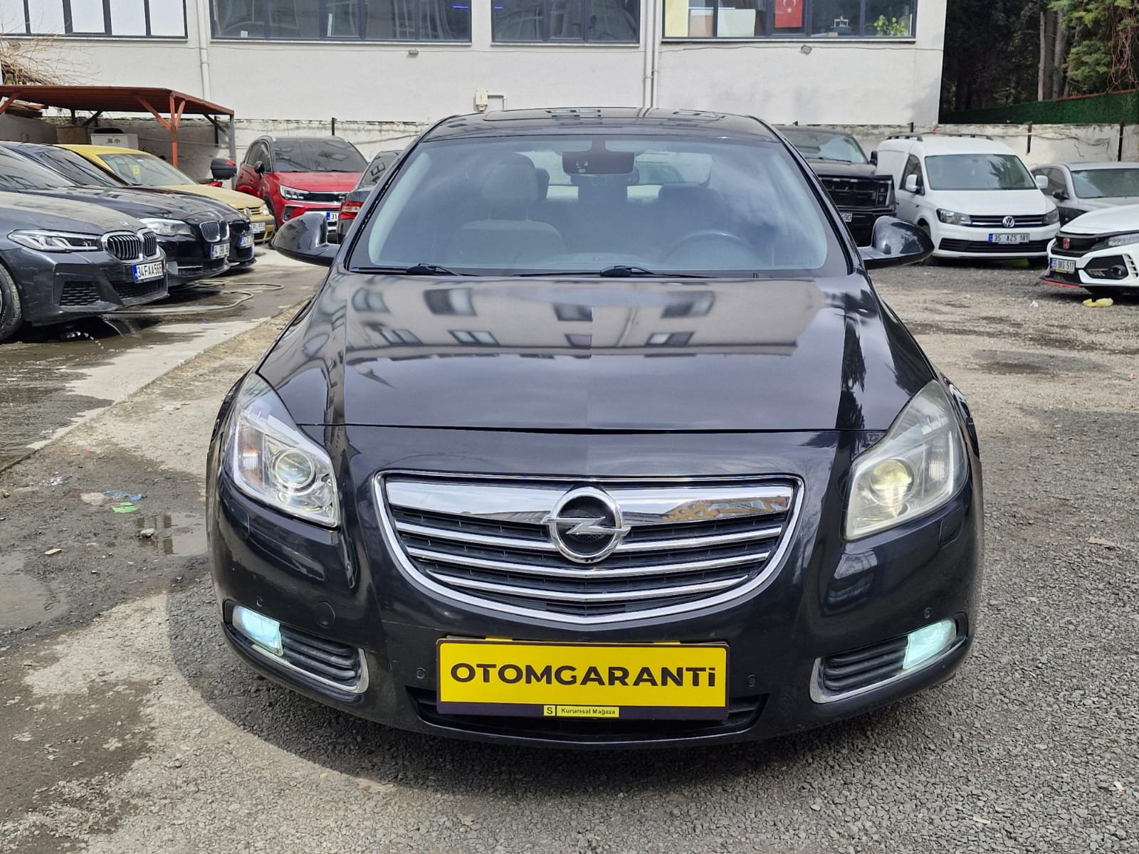 OPEL İNSİGNİA 200 BİN TL PEŞİNAT İLE 36 AY SENET İMKANI